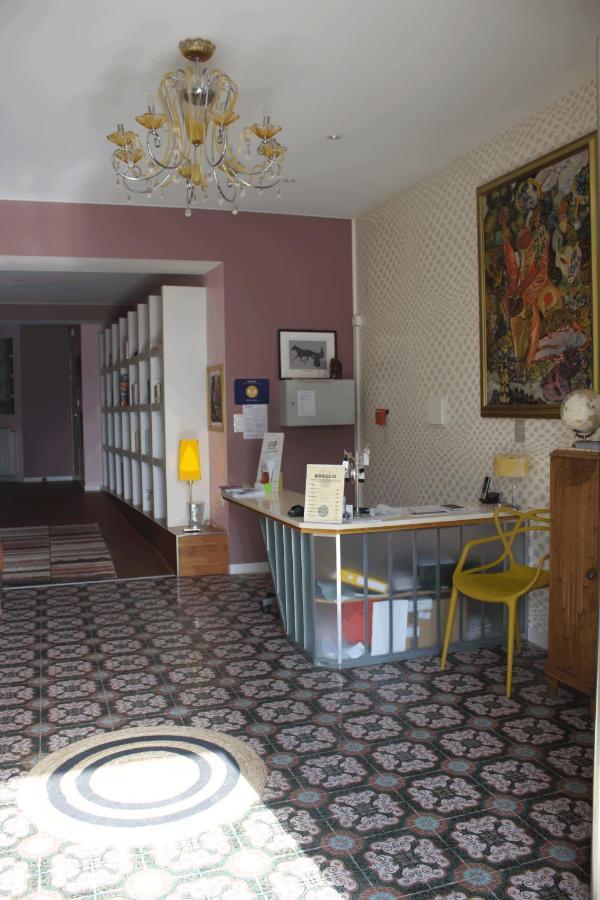 Hotel Absolu Castelsarrasin Bagian luar foto